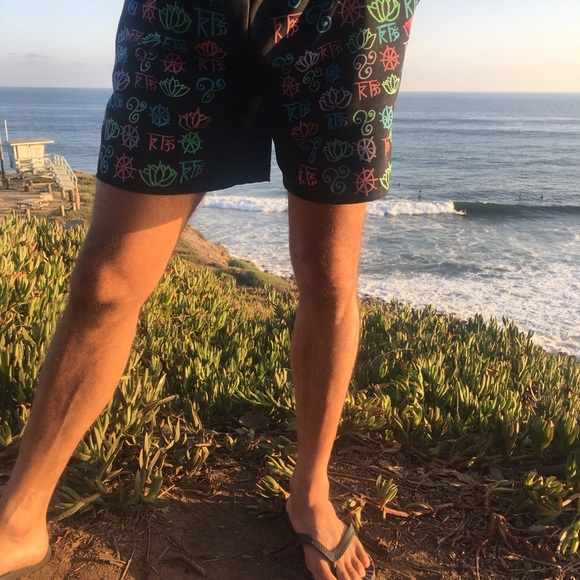 Rebel Buddha men’s active wear shorts - Picture 3 of 3